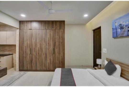 Vibe Hotel Noida Dış mekan fotoğraf