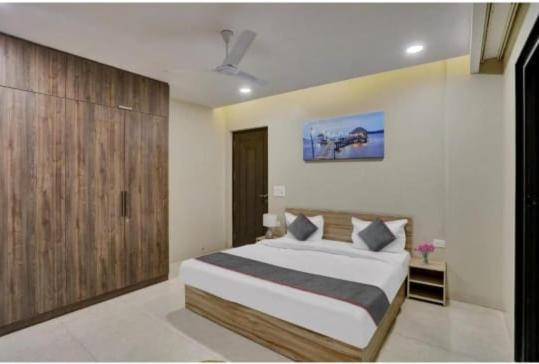 Vibe Hotel Noida Dış mekan fotoğraf