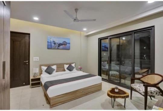 Vibe Hotel Noida Dış mekan fotoğraf